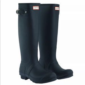 SOLD HUNTER Original Tall Boots Matte Navy SZ 6/7